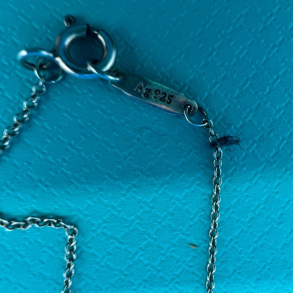 🔴Authentic TIFFANY & CO Silver Reservable T & CO 1837 Circle Pendent Necklace🔴 - Picture 7 of 10